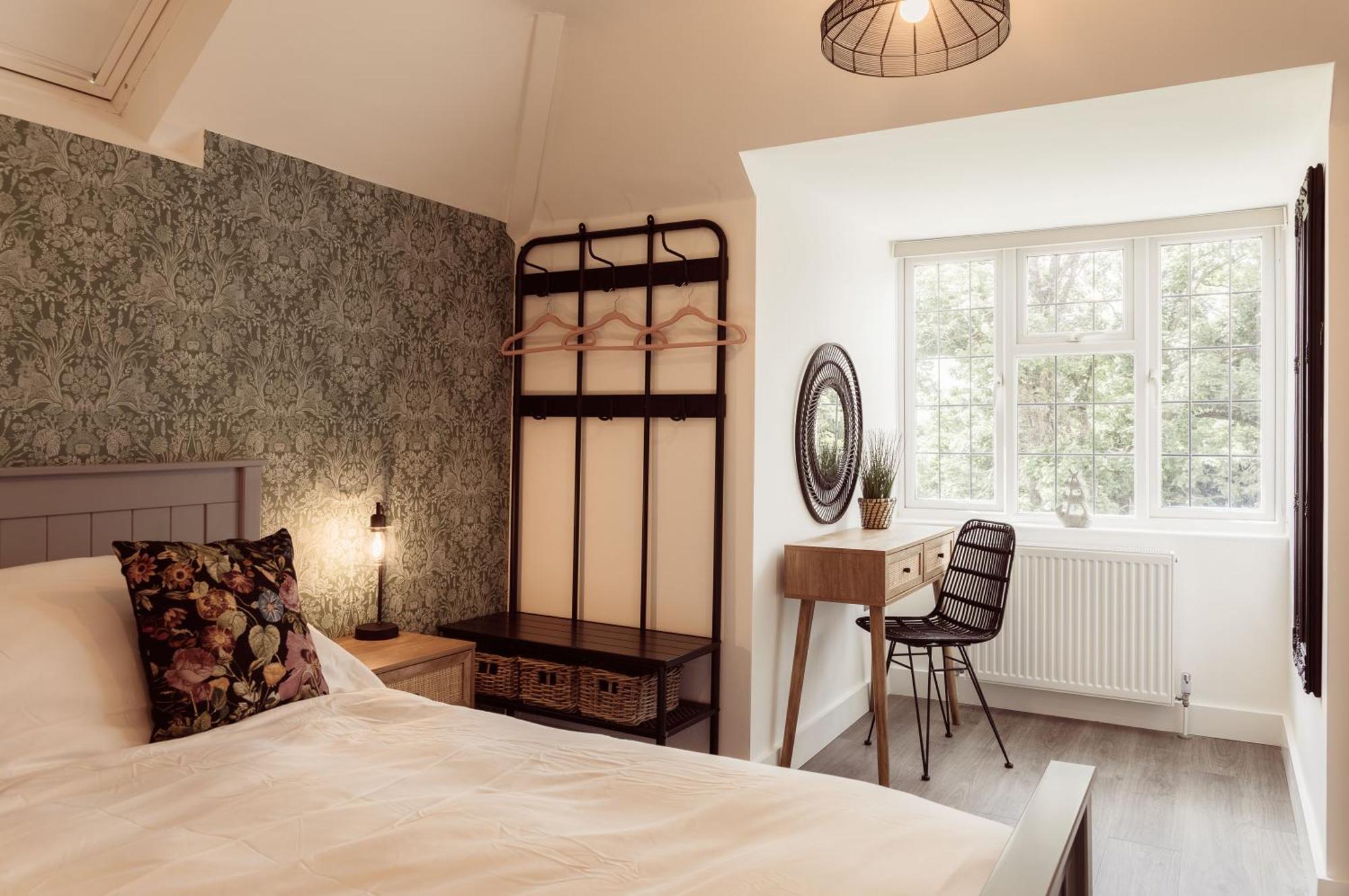 Lowbell House London Colney ภายนอก รูปภาพ